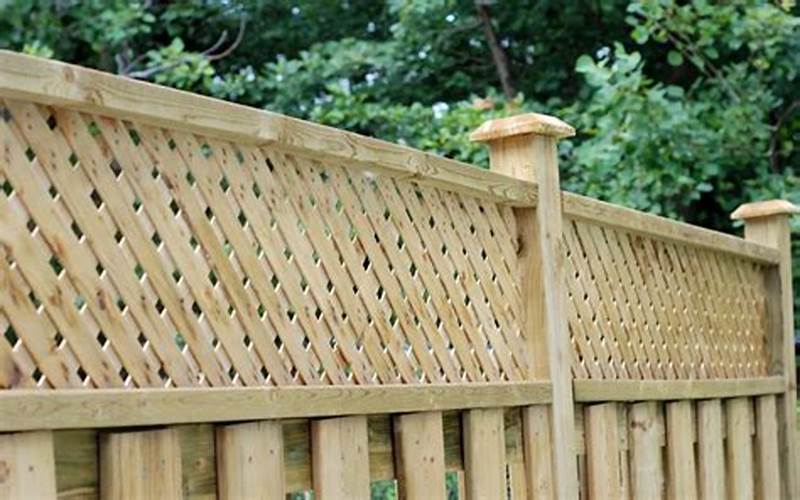 Privacy Fence Lattice Accent: All You Need To Know