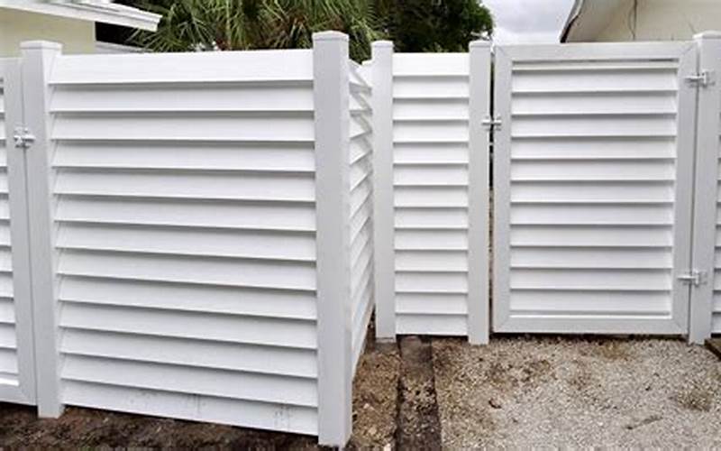 Privacy Fence White Louvers