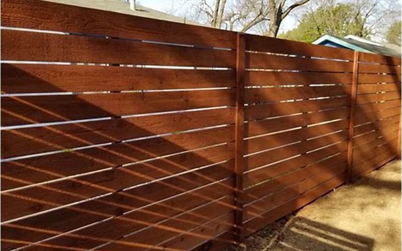 Privacy Horizontal Fence Miami: Advantages And Disadvantages