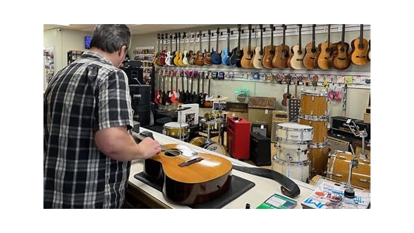 Professional Guitar Repair Shop