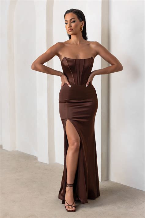 Radiant and Ravishing: Stunning Prom Dresses for Sun-Kissed Brown Skin