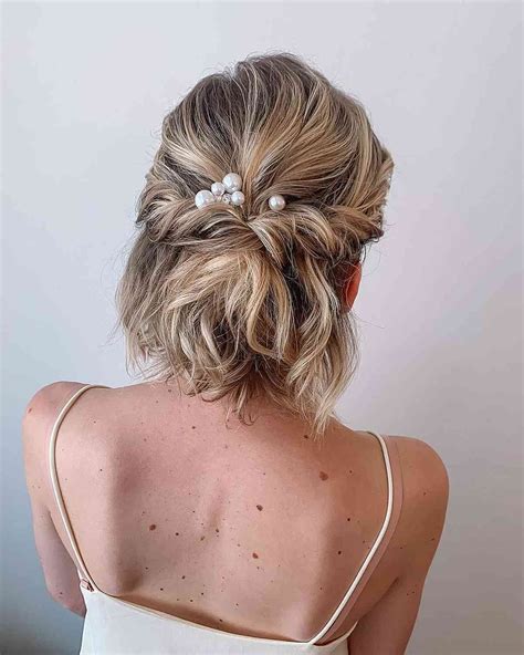 Prom Hairstyles For Very Short Hair