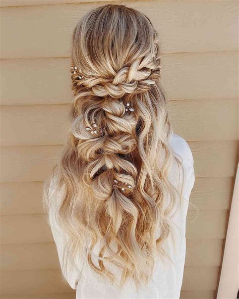 Prom Hairstyles Half Down
