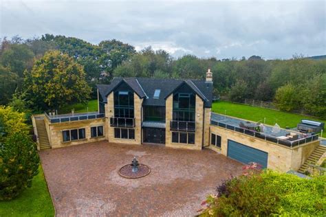 Discover your Dream Home in the Serene Scenic Splendor of Property For Sale in The Ribble Valley