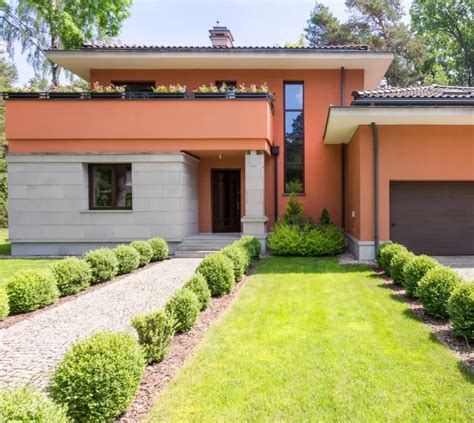 Empower Your Real Estate Assets with Top-Notch Property Management in Beautiful Exeter, California!