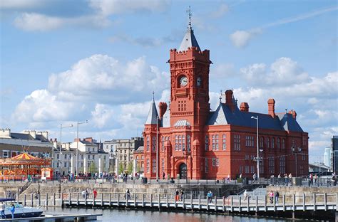 Maximizing Your Wealth: Unlocking Top-tier Services with Property Tax Accountants in Cardiff