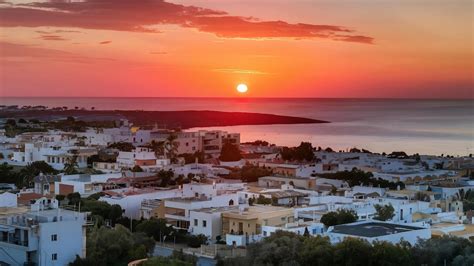 Protaras Sunset Boat Trip: A Blue Lagoon & Dolphin Encounter