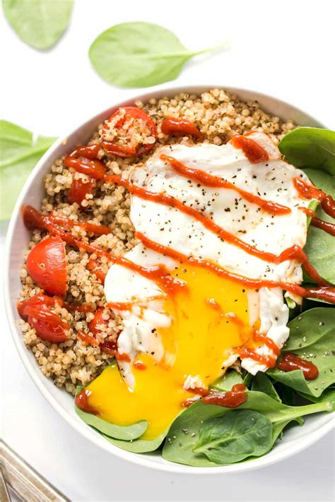 Protein-Packed Quinoa Breakfast Bowl