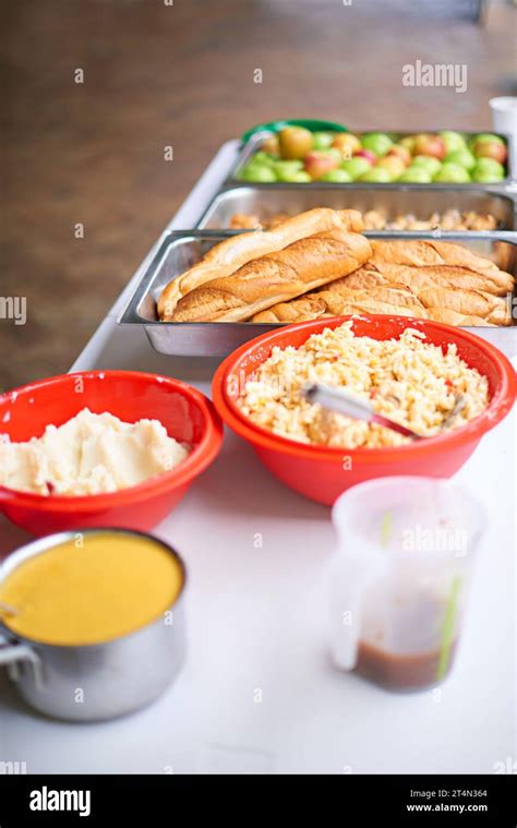 Providing Nutritious Food