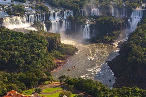 Puerto Iguazu overview
