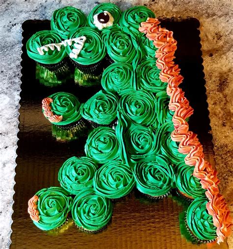 Pull Apart Dinosaur Cupcake Cake Template