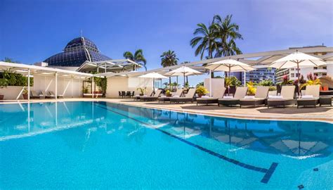 Pullman Reef Hotel Casino Cairns exterior