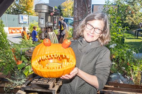 Pumpkin Carving Competitions