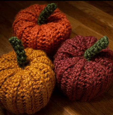 Pumpkins To Crochet