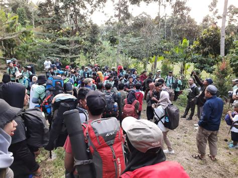 Menjelajahi Keindahan dan Kebaikan Pendidikan di Kaki Gunung Rajabasa