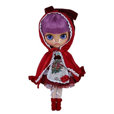 Purple Reigns: How to Flaunt Your Tanned Skin with Trendy Purple Hair