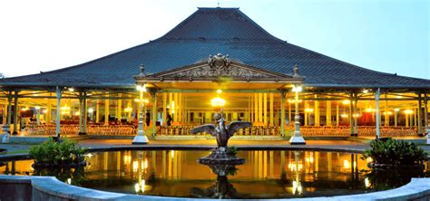 Pusat Kepercayaan dan Kesejarahan Mangkunegaran Palace