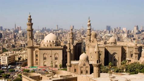 Pusat Pemerintahan Abbasiyah Berpindah Ke Kairo Mesir Akibat Serangan Bangsa