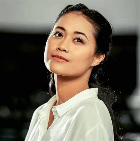 Putri Ayudya