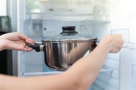 STOP Killing the Taste of Your Food! Protect Your Palate and Preserve the Flavor with This One Simple Trick - Keep Your Hot Food Out of the Fridge
