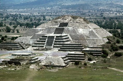 Pyramid of the Moon