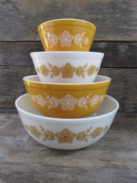 Pyrex Bowl Patterns