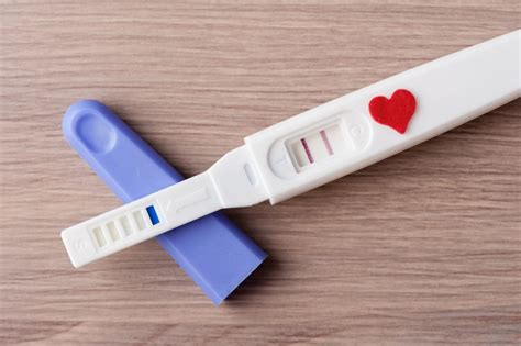 Pin em pregnancy test