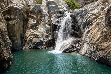 Quimixto Waterfall Hike