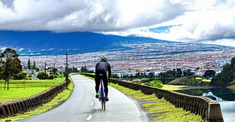 Quito Views Cycling