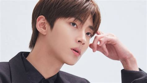 Quiz with Hwang InYoup