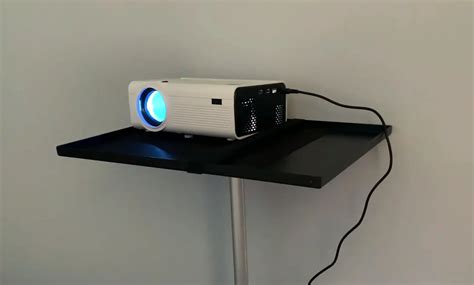 RCA projector and smartphone connection