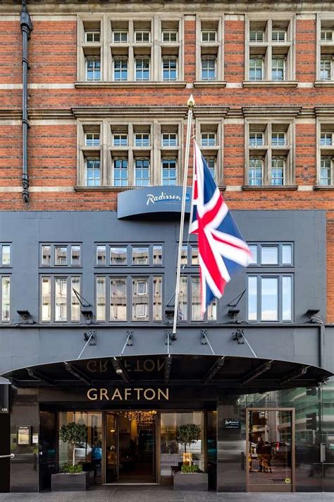 Radisson Blu Edwardian Grafton Hotel London Nearby Attractions