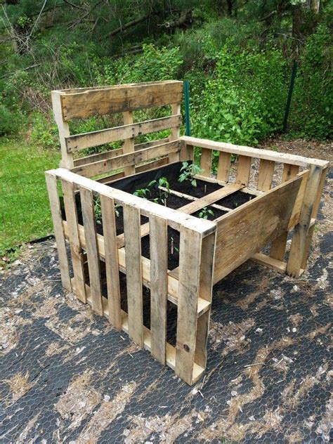 Raised Bed Pallet Design