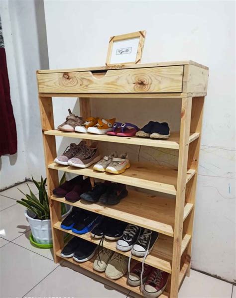 Rak Sepatu Kayu Terbaru untuk Organisasi yang Lebih Rapi dan Teratur