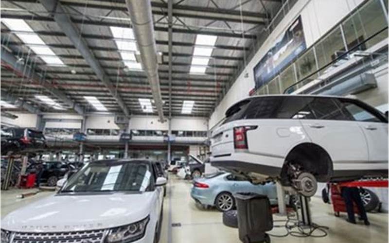 Range Rover Service Center Selection