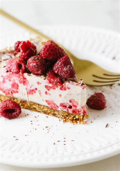 Raspberry Cheesecake: Irresistible Dessert