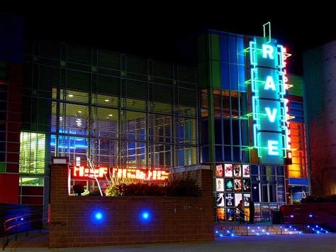 Rave Motion Pictures