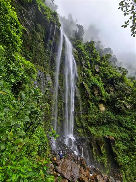 Reaching La Chorrera Waterfall
