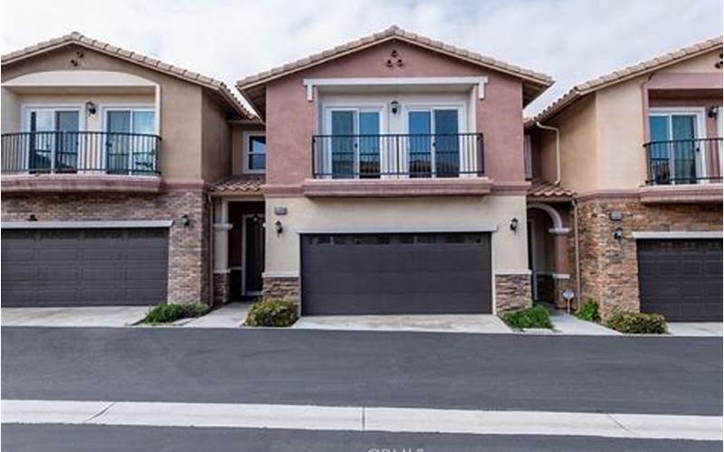 Real Estate At Chino Hills Parkway