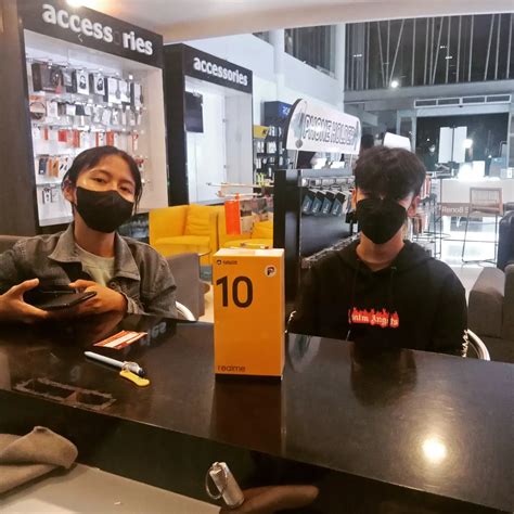 Realme Store Malang