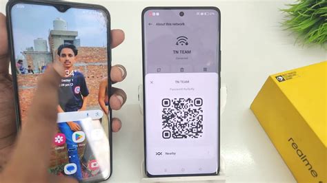 Proses pemindaian kode QR WiFi di smartphone Realme