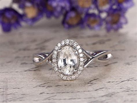 Reasons to Choose a Handmade White Sapphire Engagement Ring