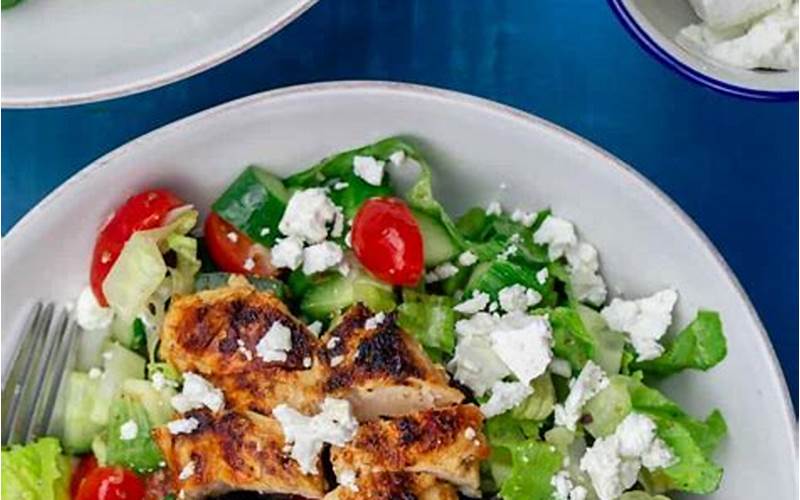 Recipe 2: Greek Salad With Grilled Chicken