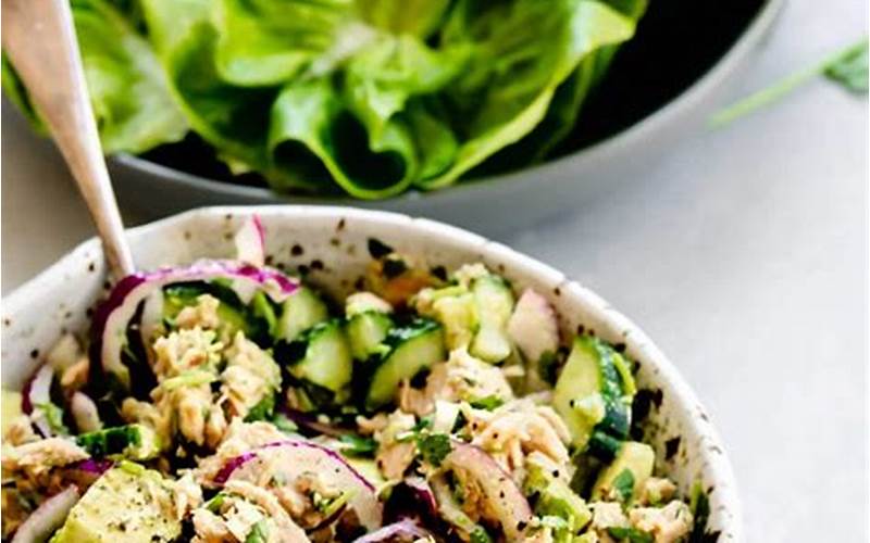 Recipe 5: Avocado And Tuna Salad