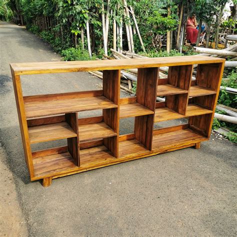 Reclaimed Teak Wood Shelves: A Sustainable Choice for Interior Design