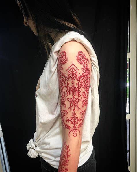 Red+Arm+Tattoo+Styles