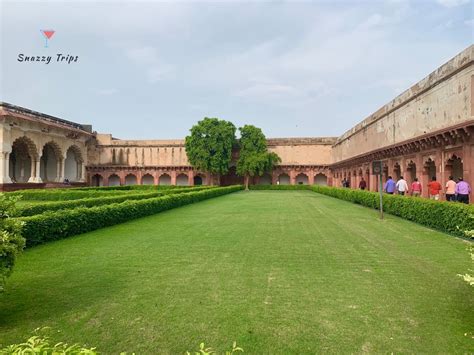 Red Fort Cost