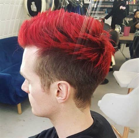 red hair pria