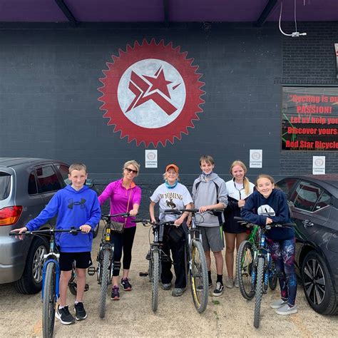 Red Star Bicycle Shop