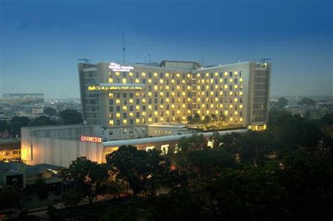 Hotel Santika Premiere Dyandra, Medan, Indonesia
